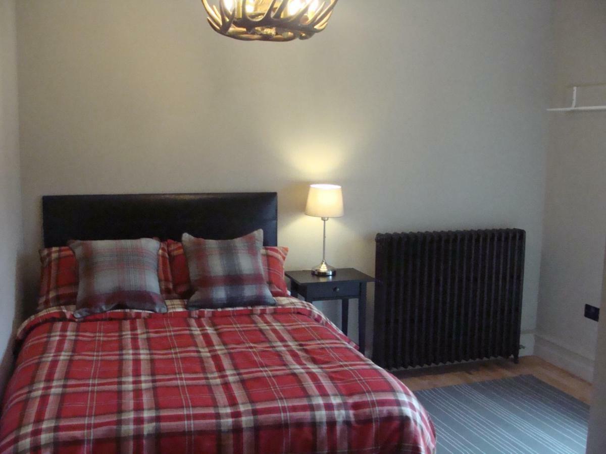 Riggend Farm Bed And Breakfast แอร์ดรี ภายนอก รูปภาพ